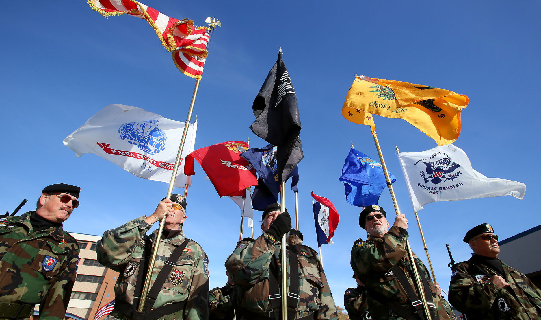 111116-Vets-Parade-001